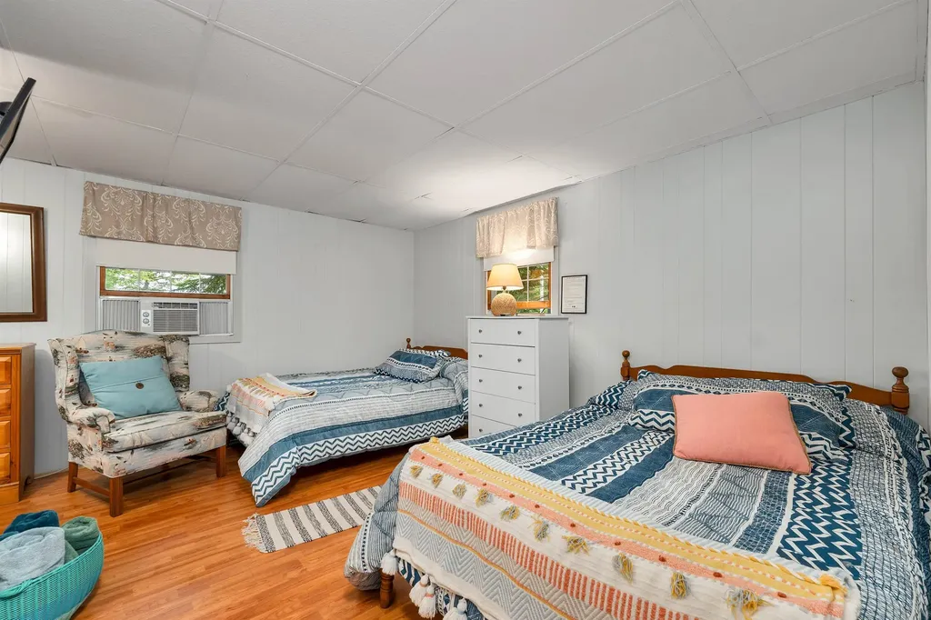 19 Governor Wentworth Highway Tuftonboro NH 03853