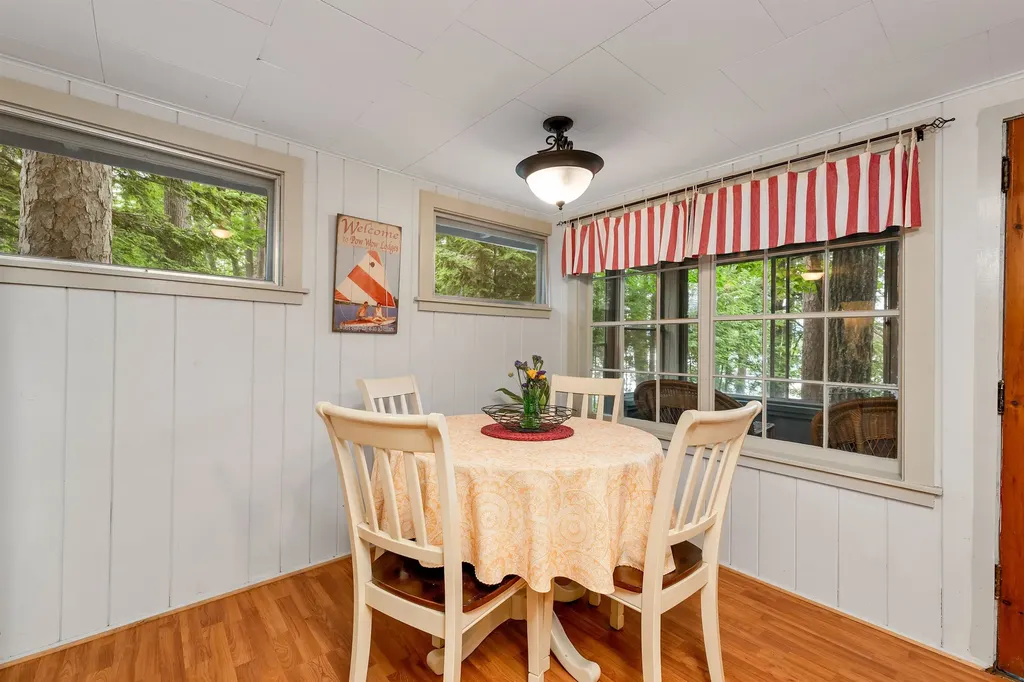 19 Governor Wentworth Highway Tuftonboro NH 03853