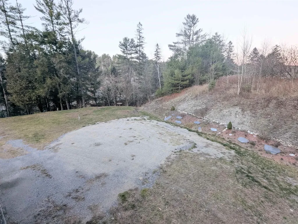 43 Crestwood Drive St. Johnsbury VT 05819