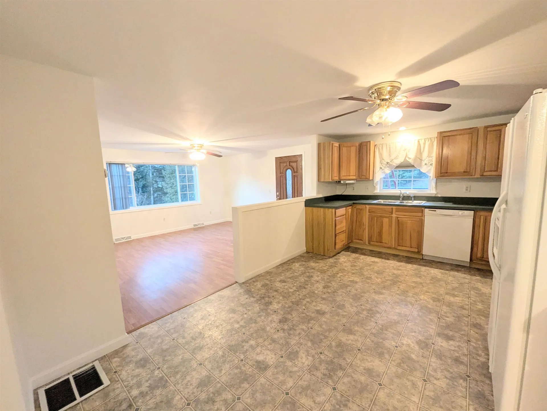 43 Crestwood Drive St. Johnsbury VT 05819