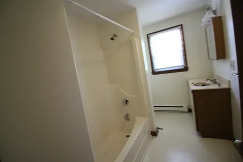 84 Franklin Street Derry NH 03038