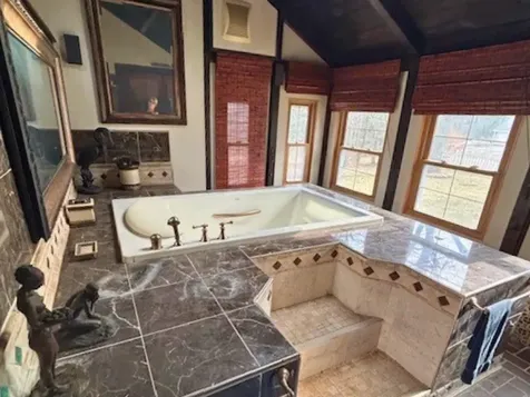 38 Mill Road North Hampton NH 03862