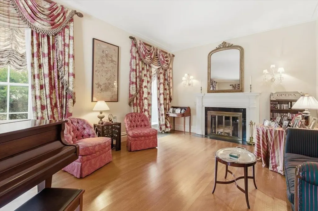 1086 West Road Bennington VT 05201