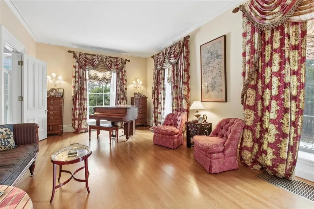 1086 West Road Bennington VT 05201