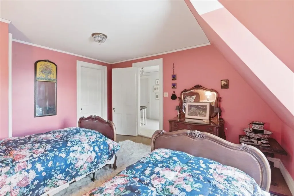 1086 West Road Bennington VT 05201