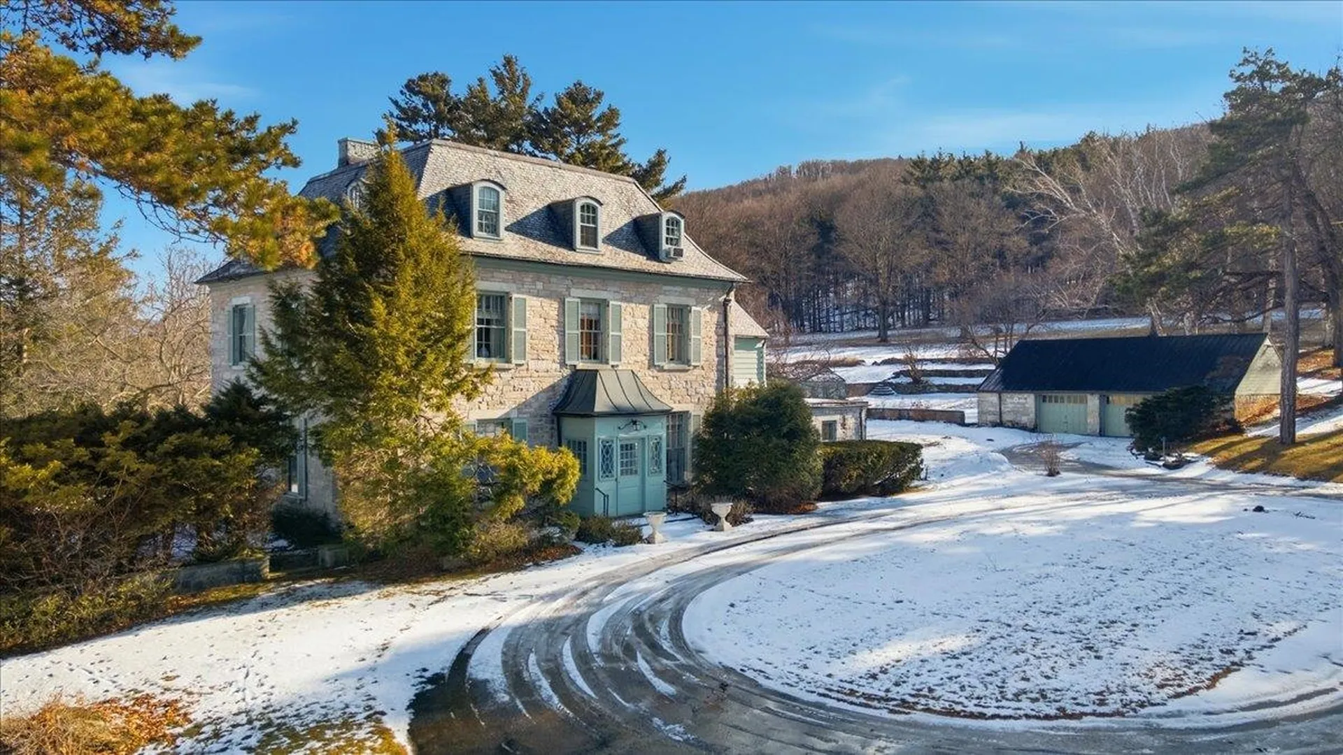 1086 West Road Bennington VT 05201