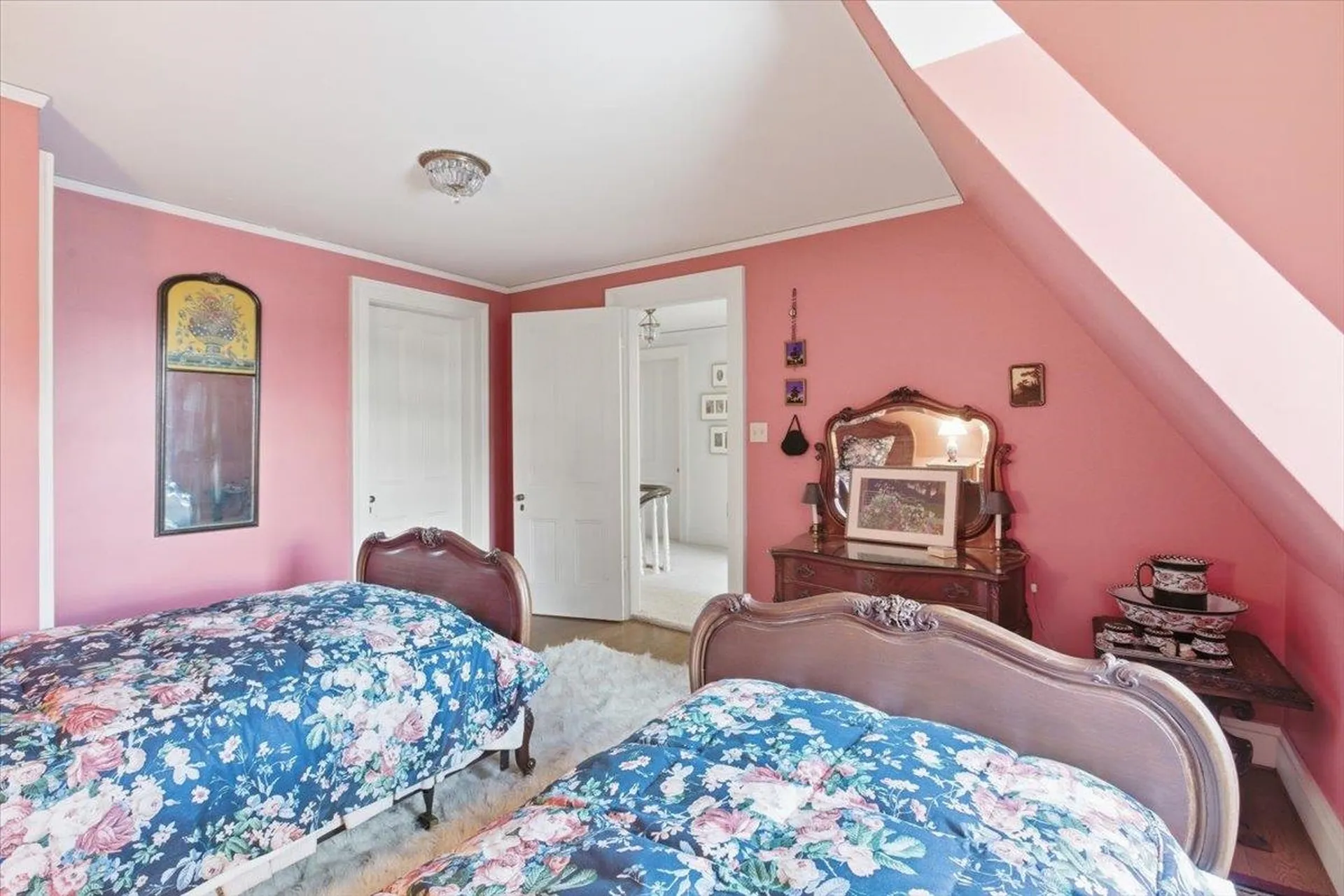 1086 West Road Bennington VT 05201