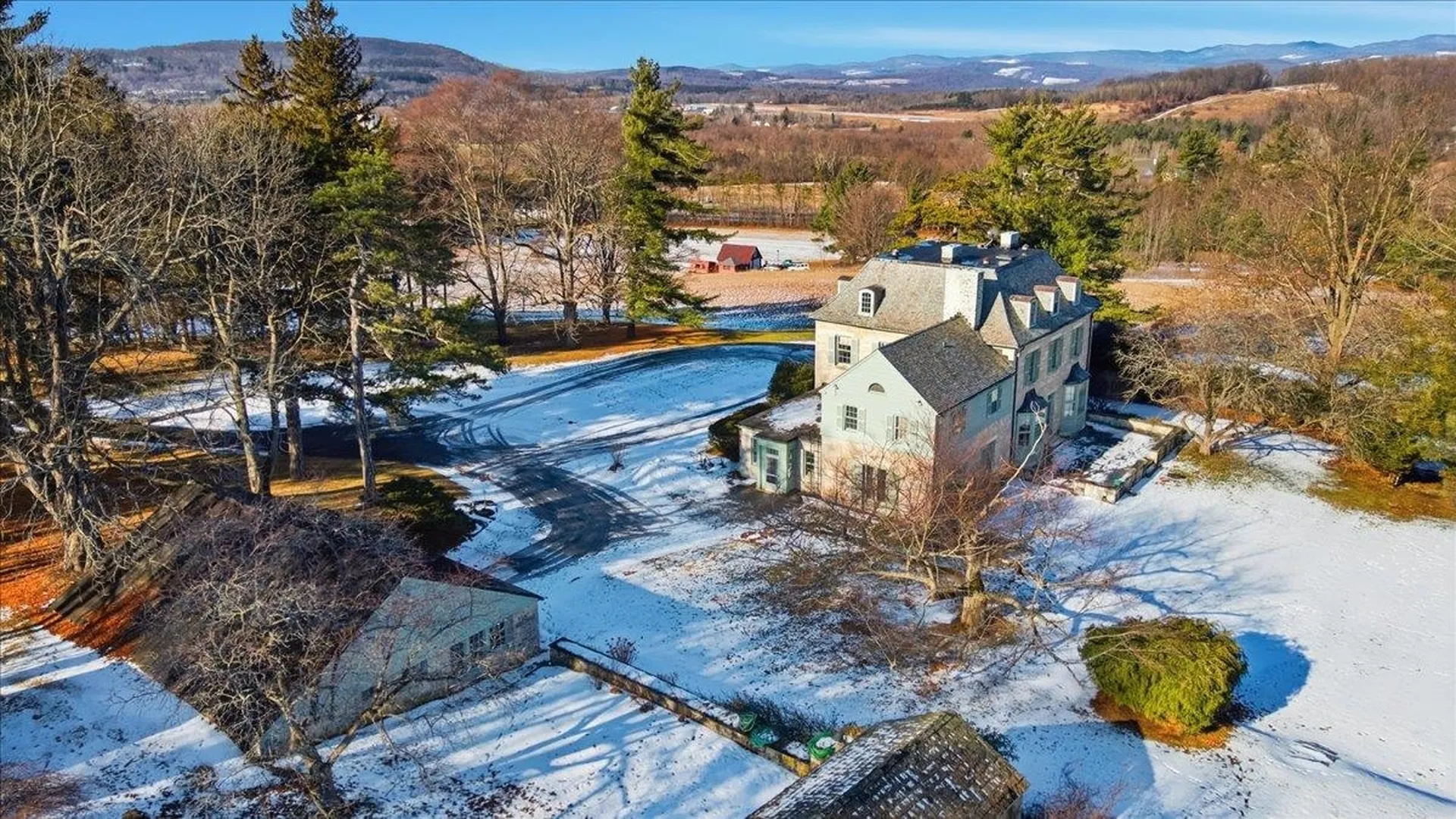 1086 West Road Bennington VT 05201