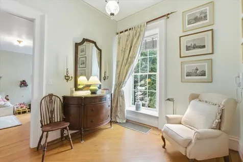 1086 West Road Bennington VT 05201