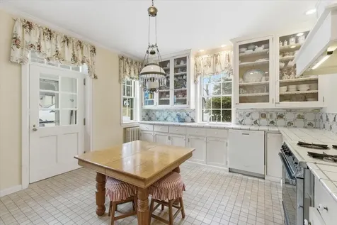 1086 West Road Bennington VT 05201