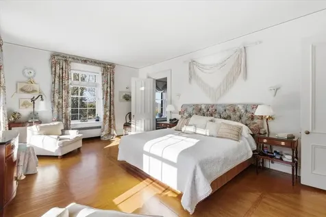 1086 West Road Bennington VT 05201