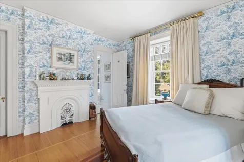 1086 West Road Bennington VT 05201