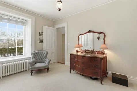 1086 West Road Bennington VT 05201