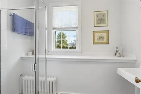 1086 West Road Bennington VT 05201