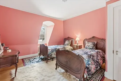 1086 West Road Bennington VT 05201