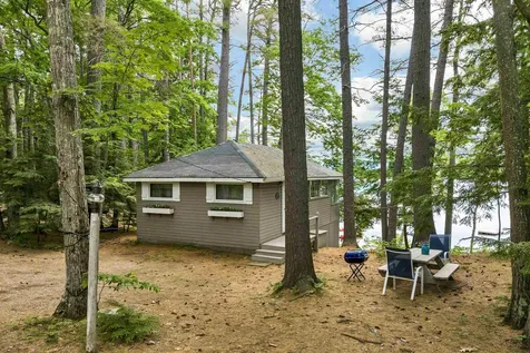 19 Governor Wentworth Highway Tuftonboro NH 03853