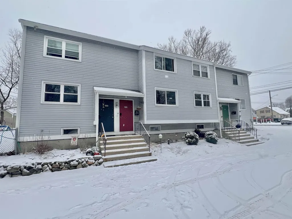 206 Calef Road Manchester NH 03103