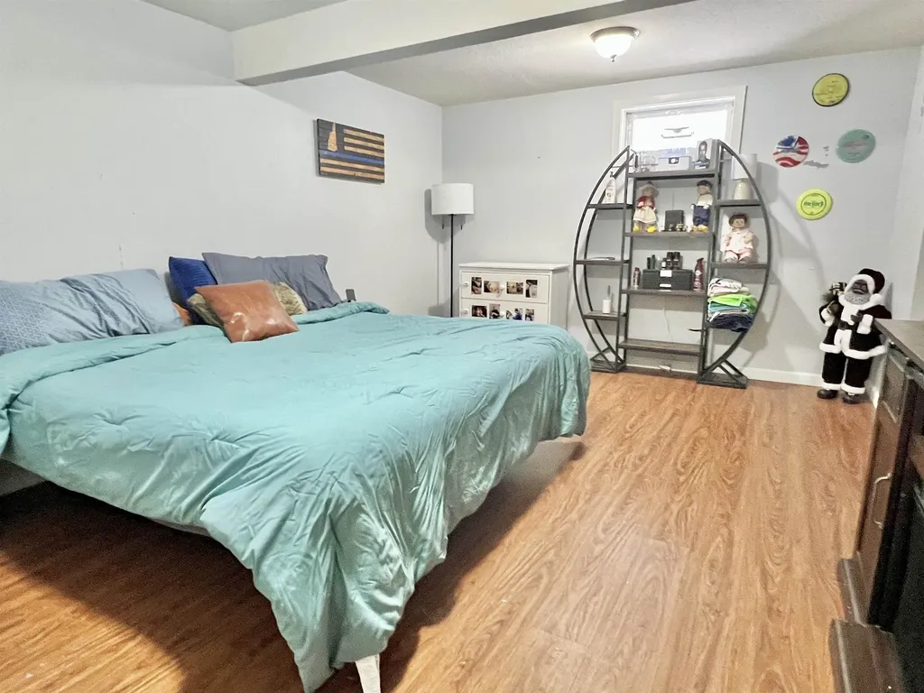 206 Calef Road Manchester NH 03103