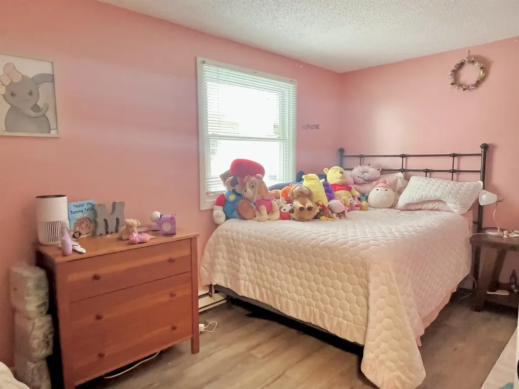 206 Calef Road Manchester NH 03103