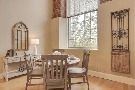 70 Foundry Street Manchester NH 03102