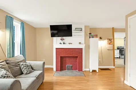 191 Main Street Alton NH 03809