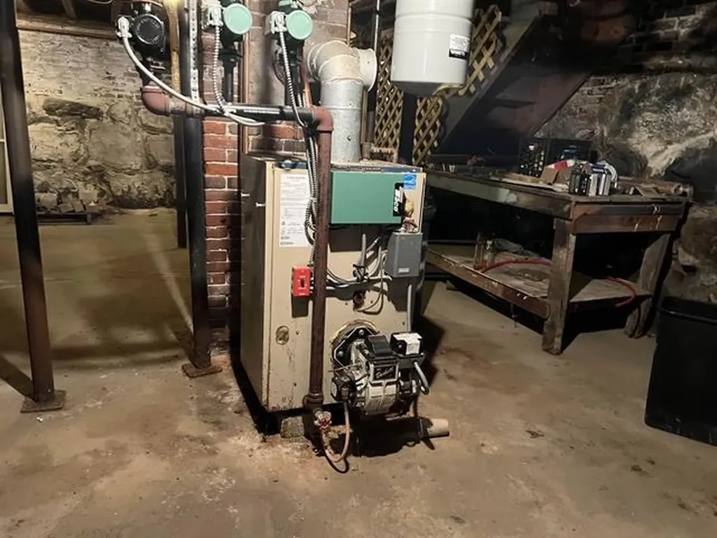 3 Keeble Street Plymouth NH 03264