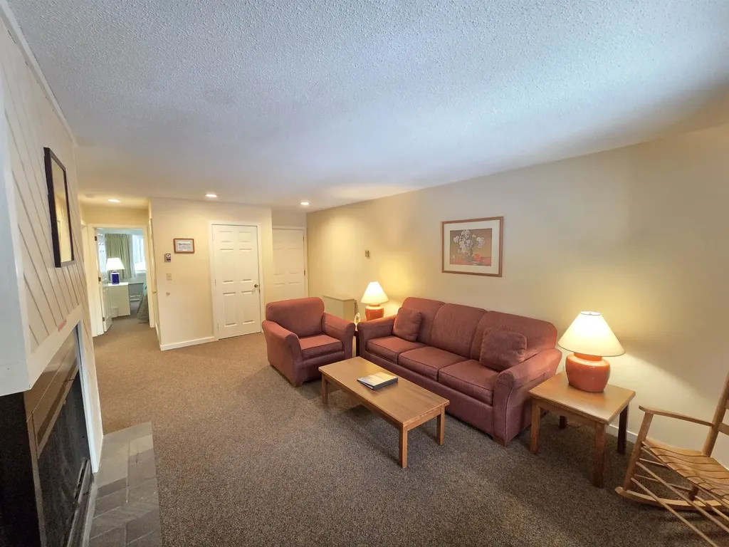 6 Ropewalk Road Ashland NH 03217