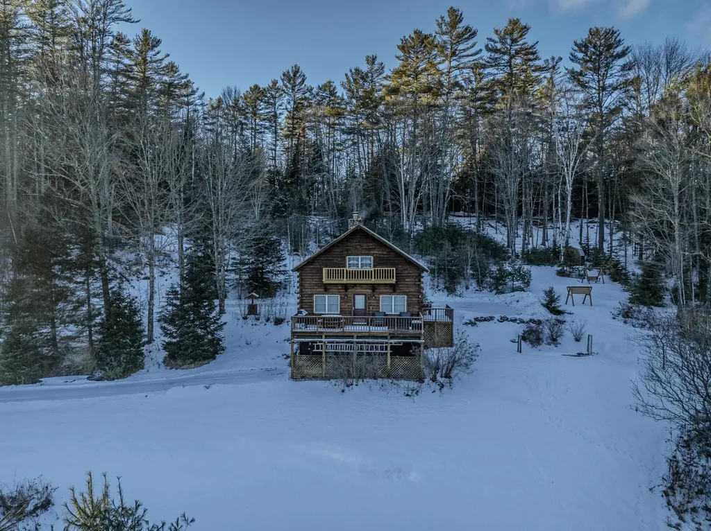 100 Quebec Road Lyman NH 03585