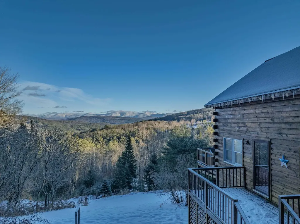 100 Quebec Road Lyman NH 03585