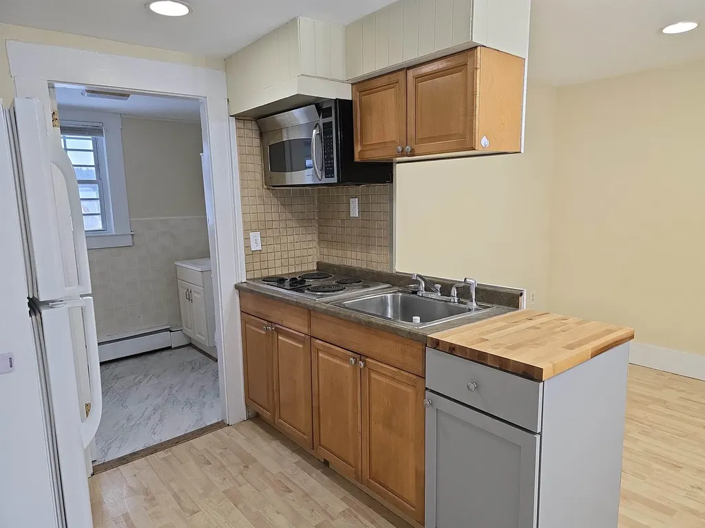 165 South Main Street Newport NH 03773