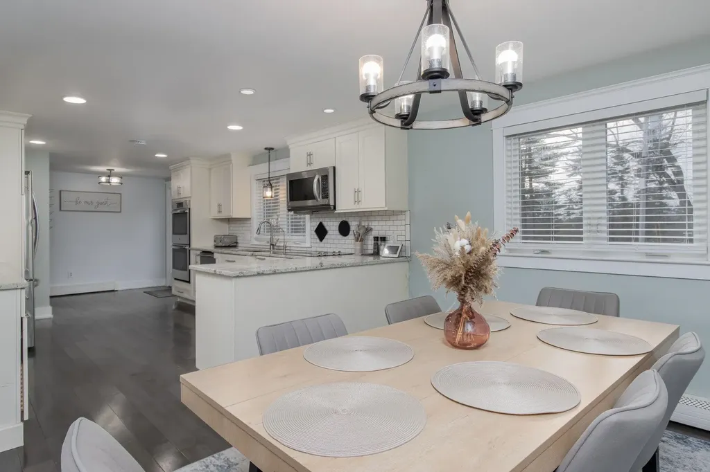 481 Woodlawn Ridge Road Pembroke NH 03275