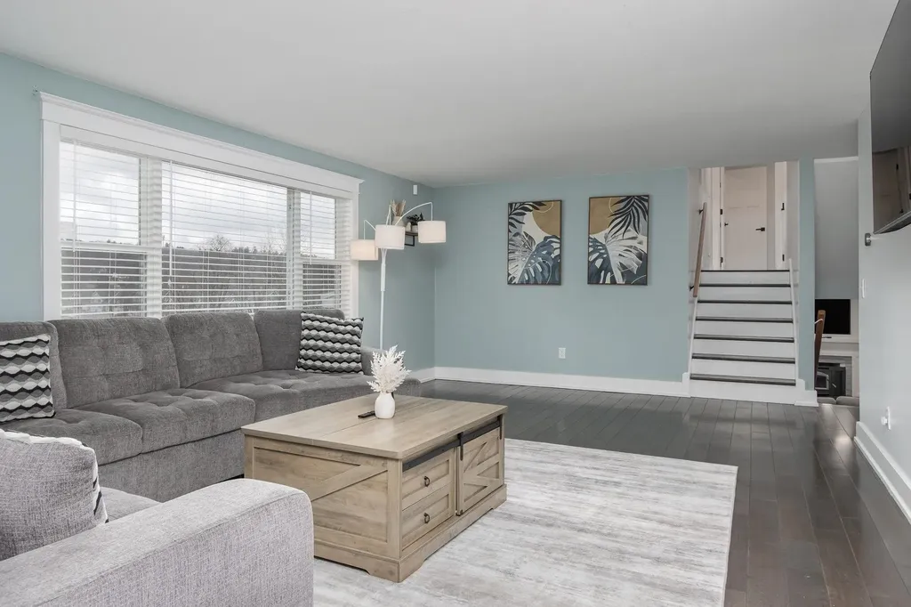 481 Woodlawn Ridge Road Pembroke NH 03275