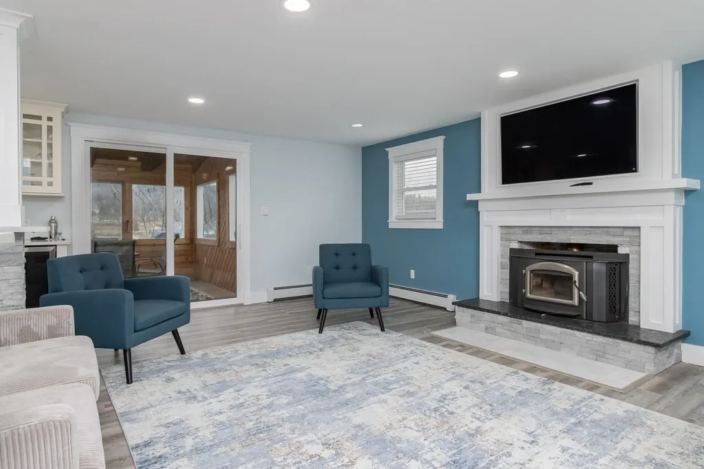 481 Woodlawn Ridge Road Pembroke NH 03275