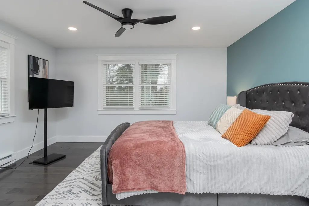 481 Woodlawn Ridge Road Pembroke NH 03275