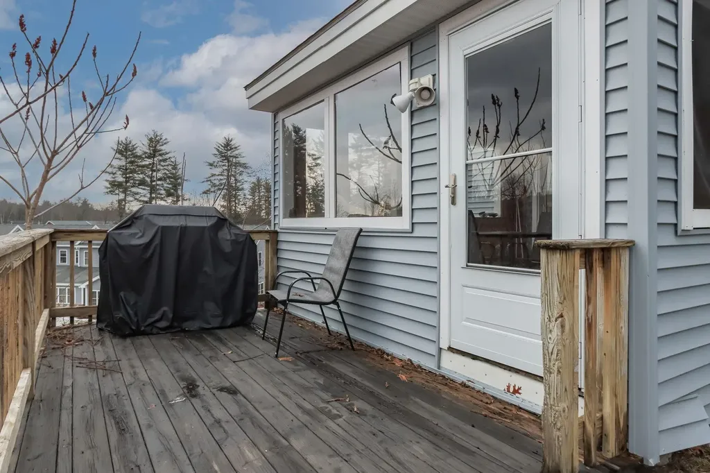 481 Woodlawn Ridge Road Pembroke NH 03275