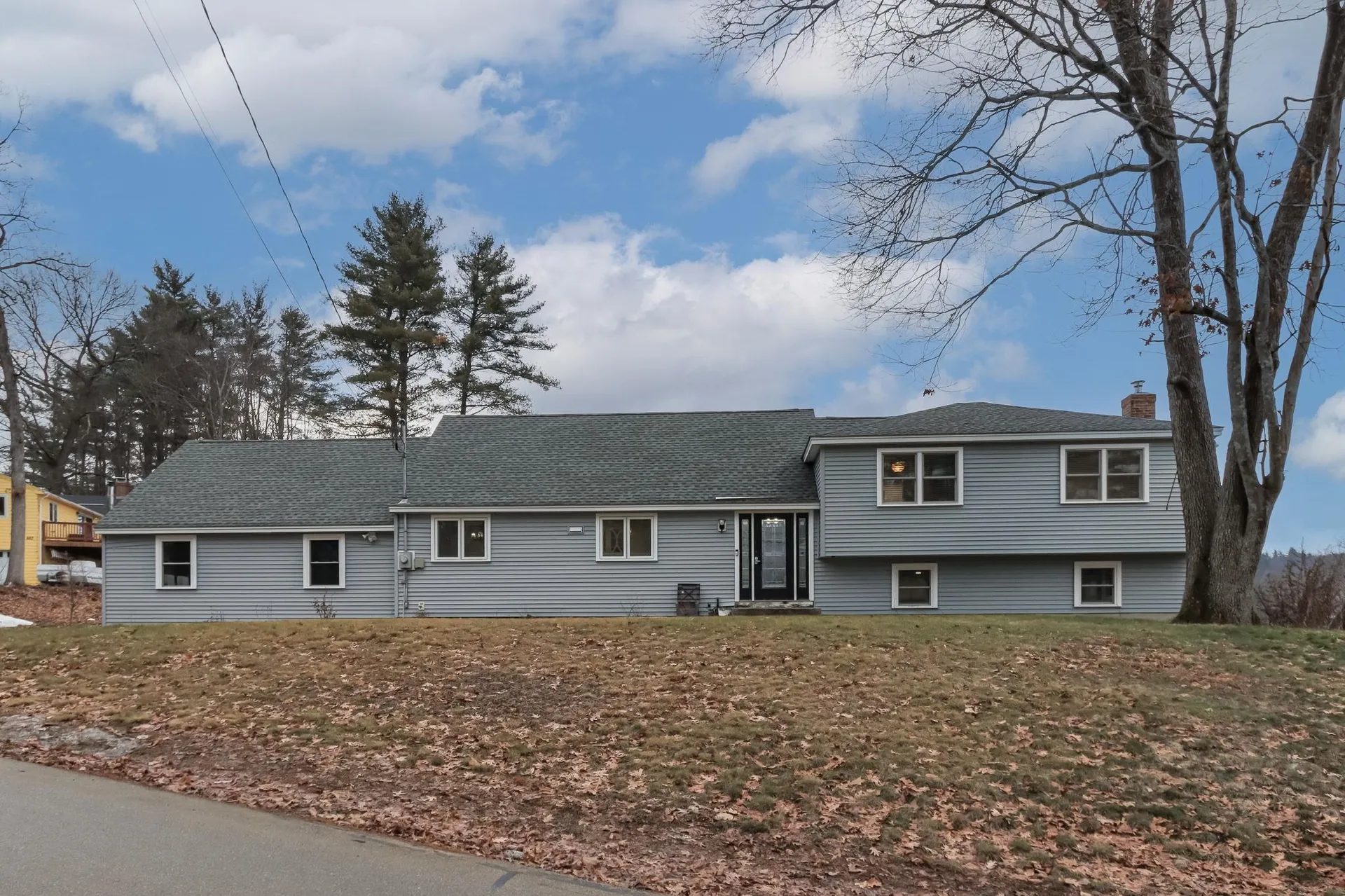 481 Woodlawn Ridge Road Pembroke NH 03275