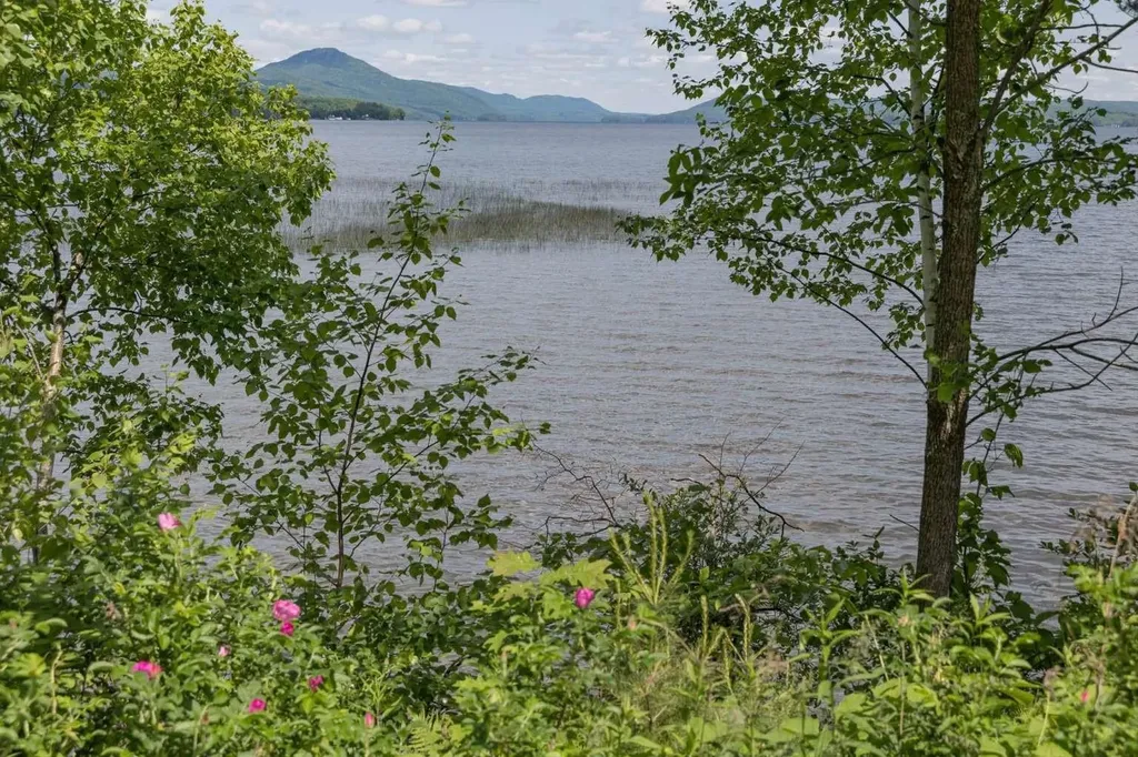 1413 Bluff Road Newport Town VT 05855