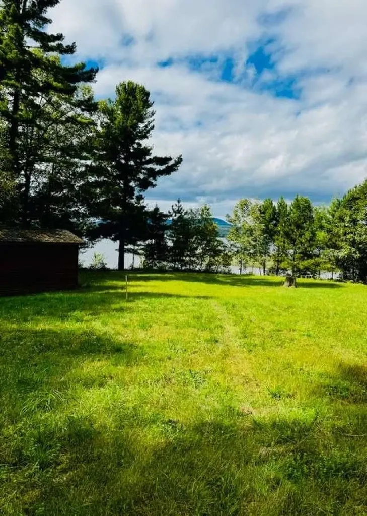 1413 Bluff Road Newport Town VT 05855