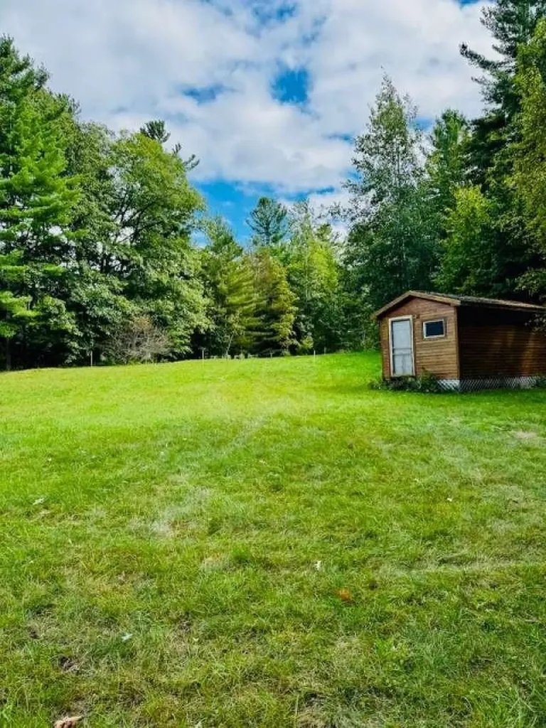 1413 Bluff Road Newport Town VT 05855