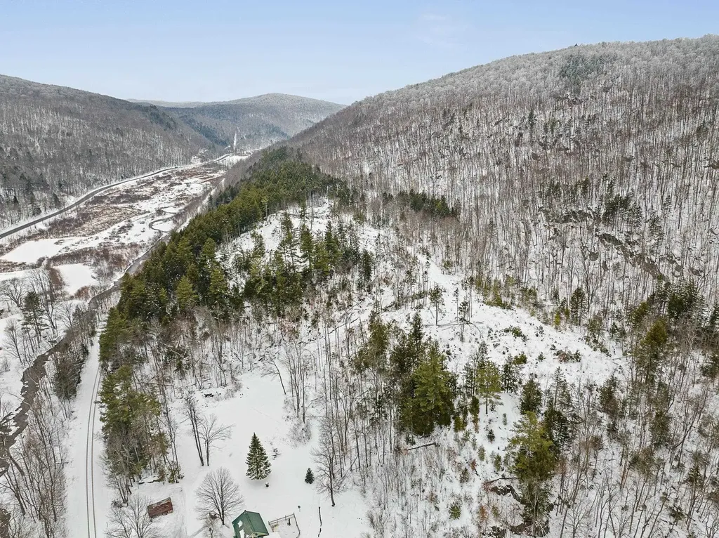 527 Vt 12 A Granville VT 05669