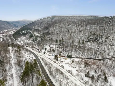 527 Vt 12 A Granville VT 05669