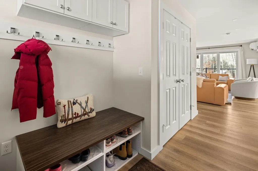 2366 Mountain Road Stowe VT 05672