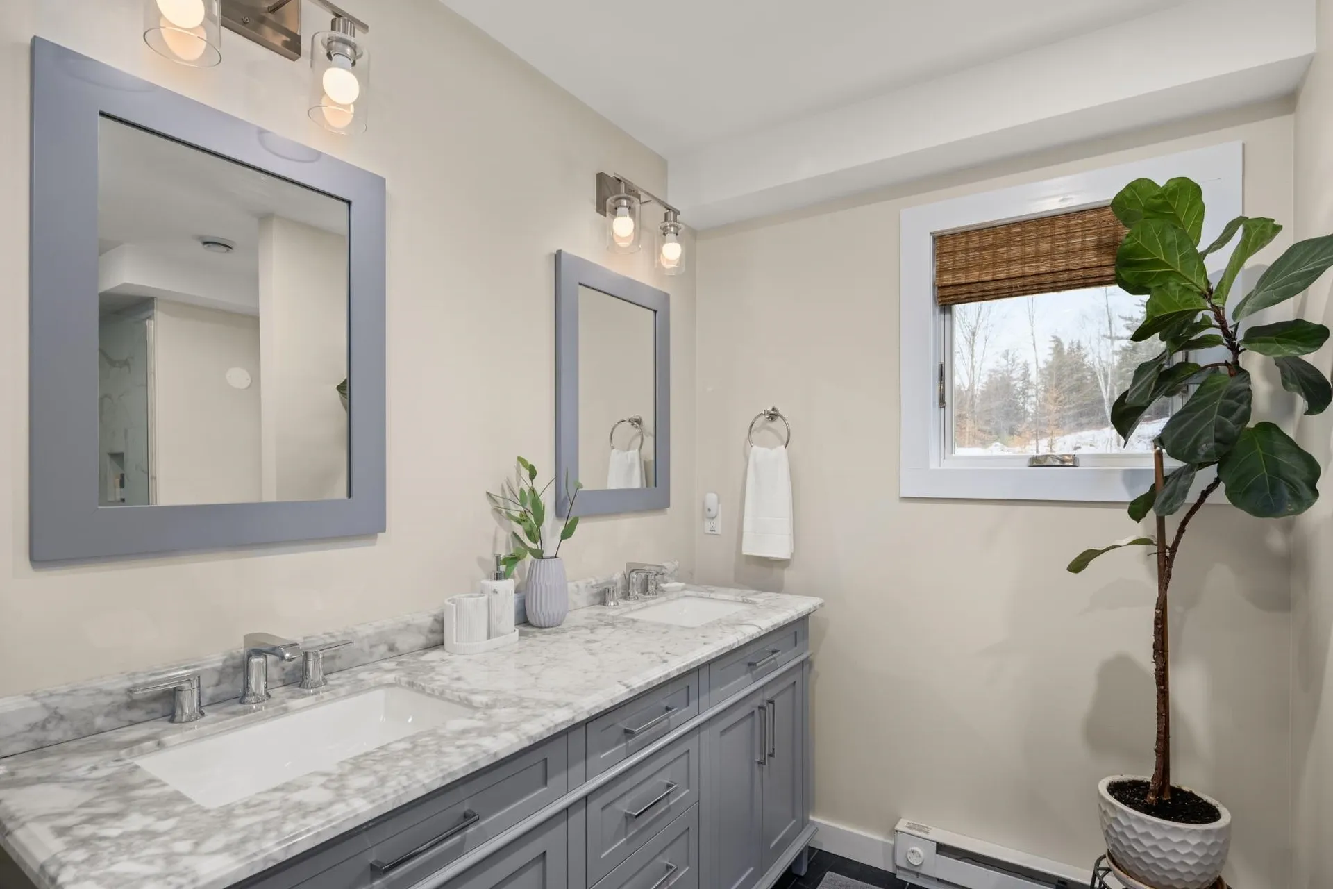 2366 Mountain Road Stowe VT 05672