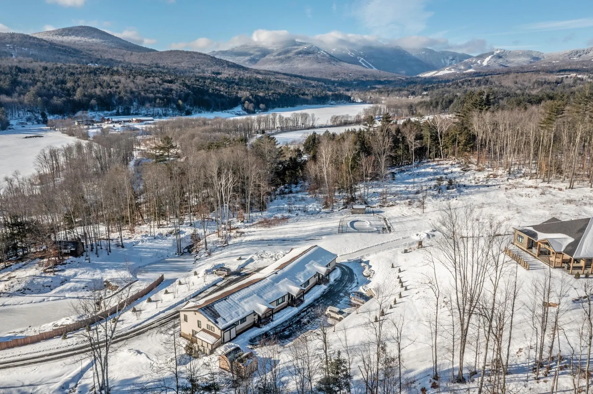 2366 Mountain Road Stowe VT 05672