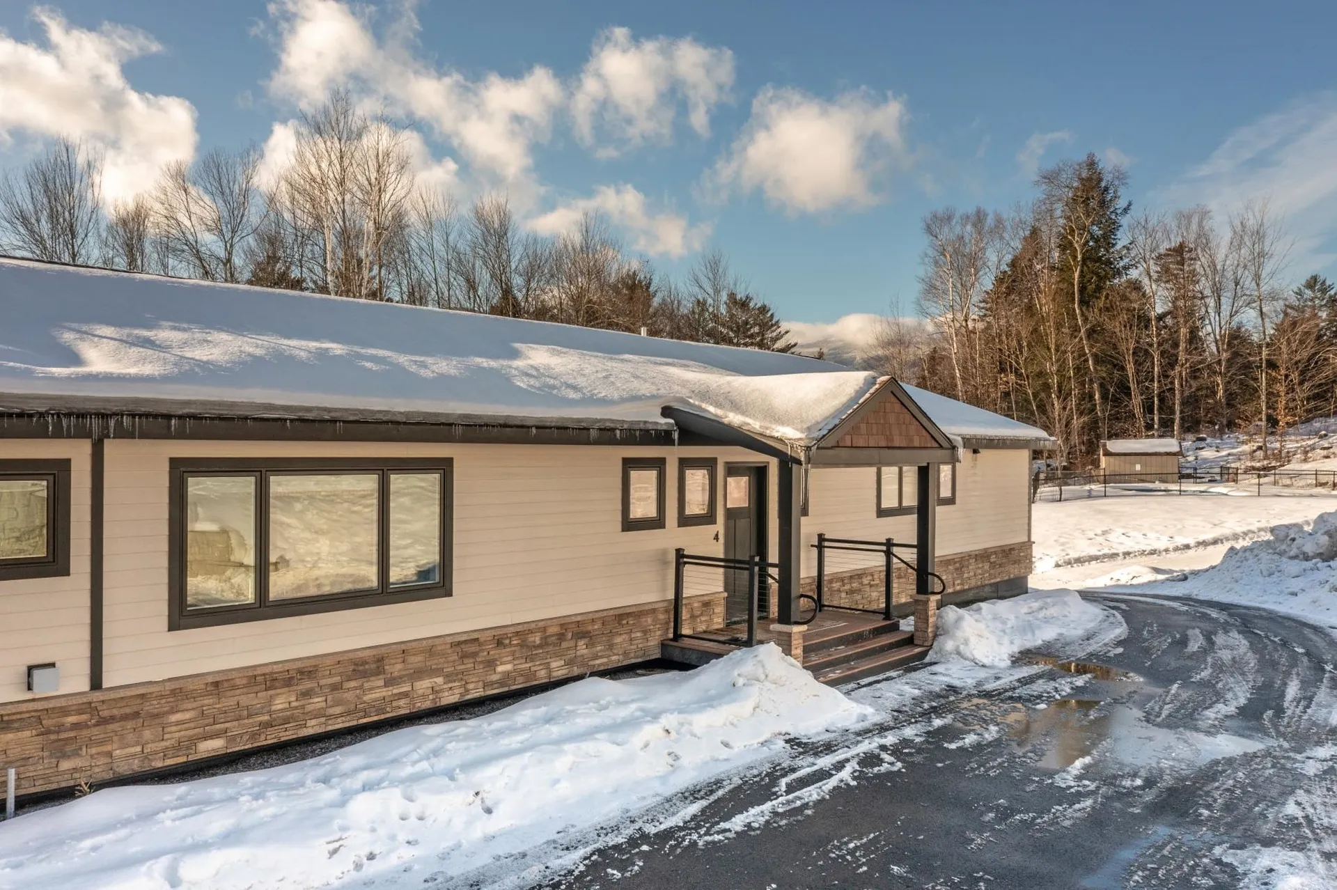 2366 Mountain Road Stowe VT 05672