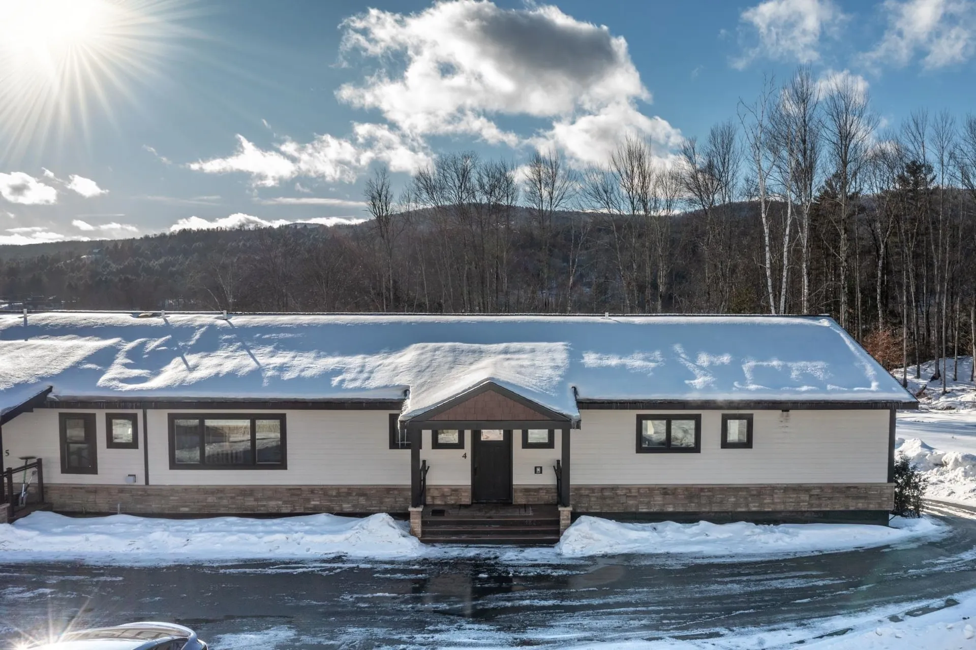 2366 Mountain Road Stowe VT 05672