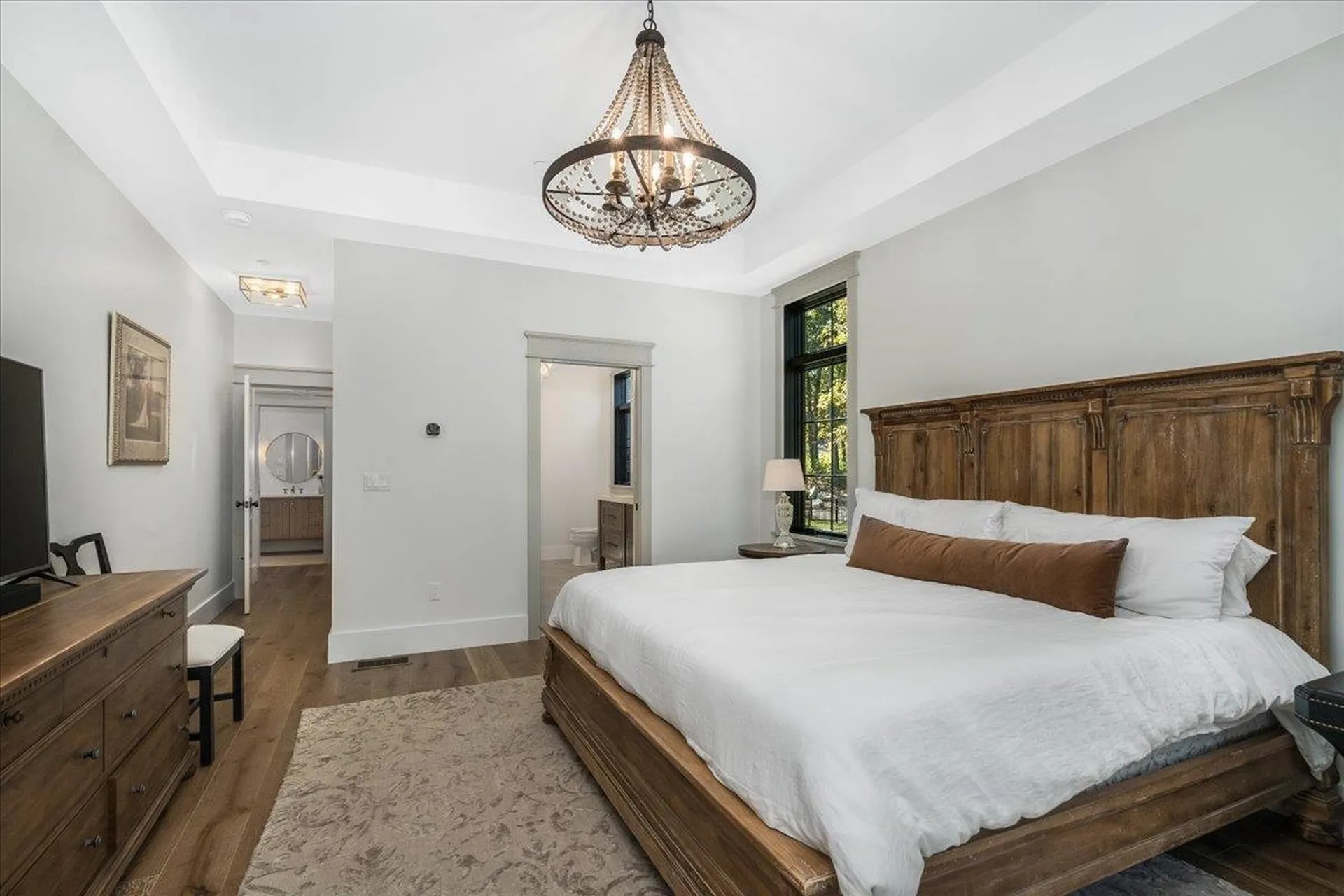 63 Commanders Helm Laconia NH 03246