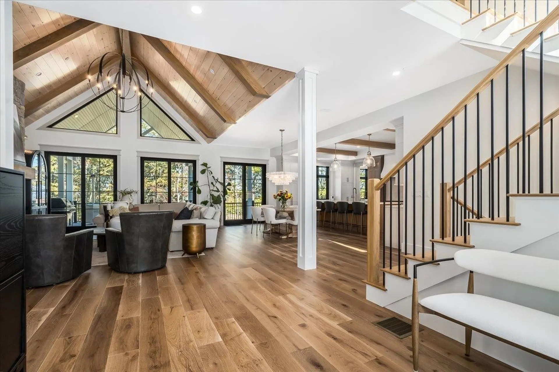 63 Commanders Helm Laconia NH 03246