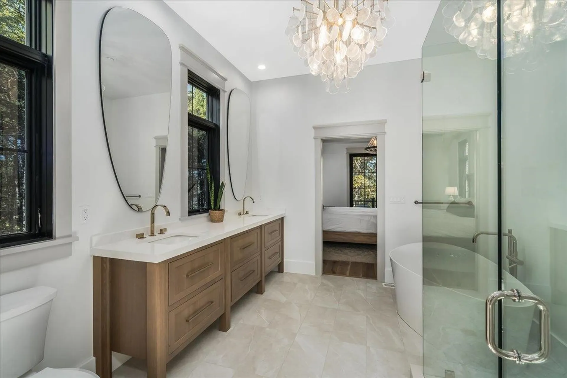 63 Commanders Helm Laconia NH 03246