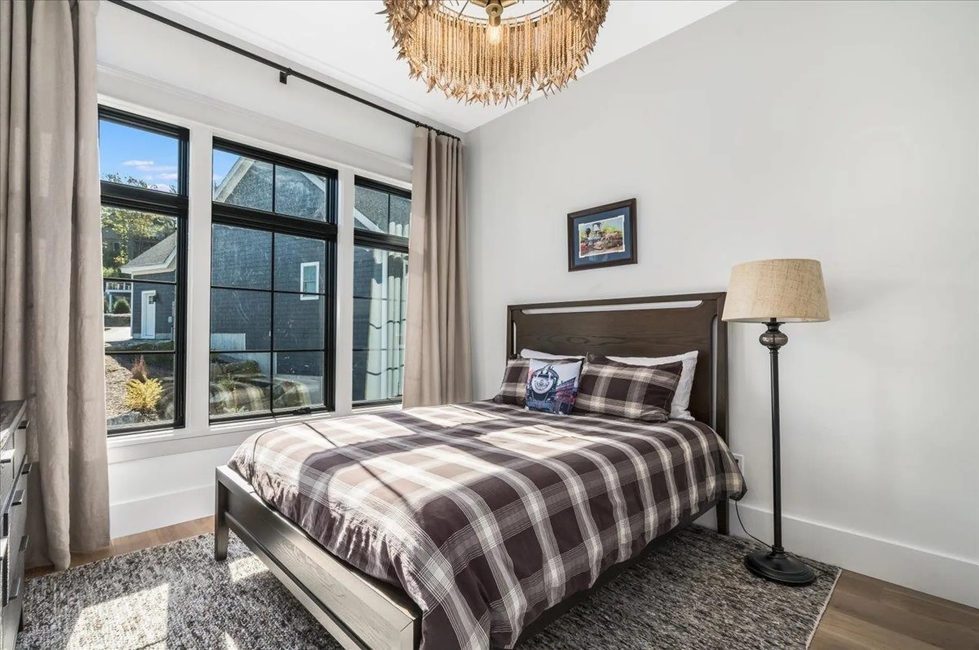 63 Commanders Helm Laconia NH 03246